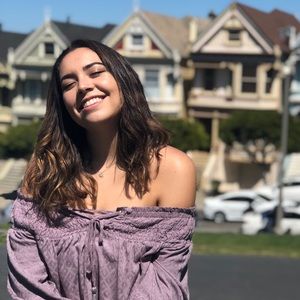 Meet your Posher, Kamila